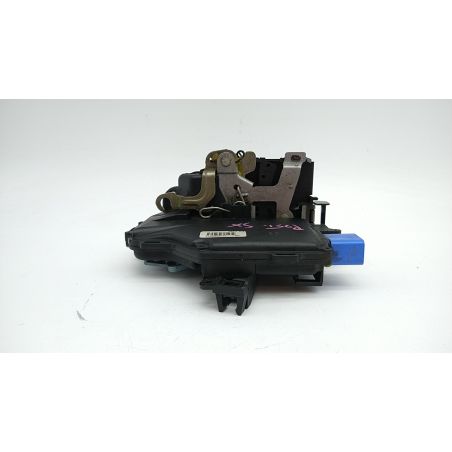 Cerradura Puerta Trasera Izquierda para VOLKSWAGEN Golf 2.0 TDI (103KW) BER. 5P/D/1896CC 7L0839015