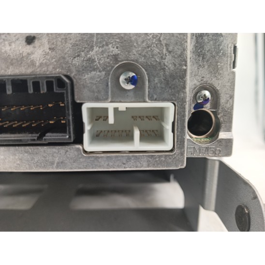 autoradio für FIAT Sedici (3b) 2.0 MJT 16V DPF 4x4 SUV 5p/d/1956cc 71768553