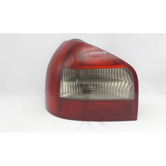 luz trasera izquierda para AUDI A3 (8l) 1.9 TDI (96KW) BER. 5P/D/1896CC 8L0945095B