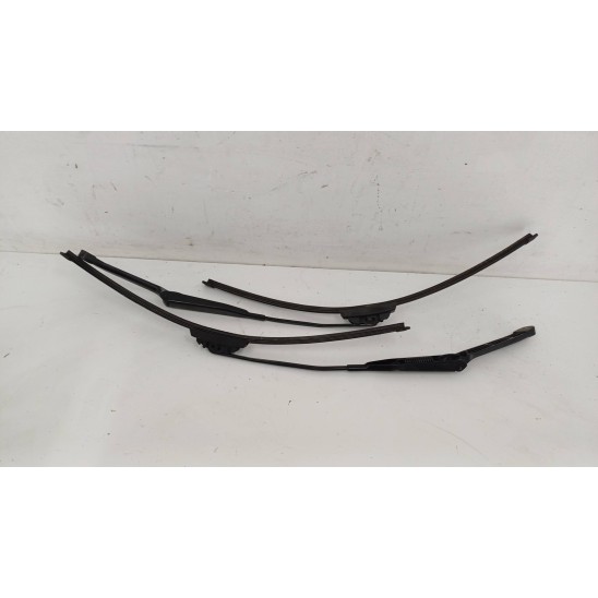 pair of windshield wiper blades for MERCEDES-BENZ Slk (r170) 200 Kompressor Evo C+C 2p/b/1998cc 