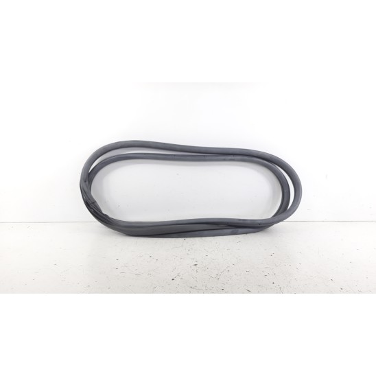 guarnizione porta posteriore destra per NISSAN Navara (d40) 2.5 DCI DOUBLE CAB PICK-UP 4P/D/2488CC 82830EB321