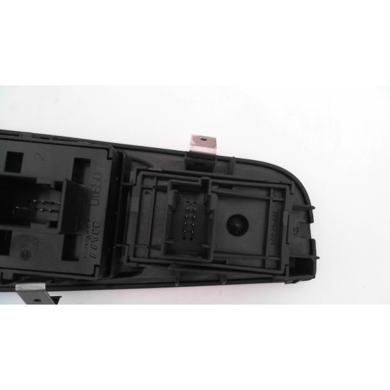 window controls block and east rearview mirrors. for FIAT Grande Punto (4c) 1.4 GPL Ber 5p/b-g/1368cc 