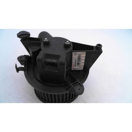 motor de ventilación del habitáculo para FIAT Idea (4d/2s) 1.3 16V MJ (51Kw) BlackEnergy Mnv 5p/1248cc 153230700