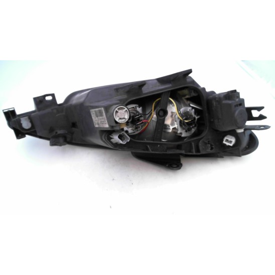 lampe frontale gauche. par PEUGEOT 206 1.4 16V Ber. 3p/b/1360cc 962866880