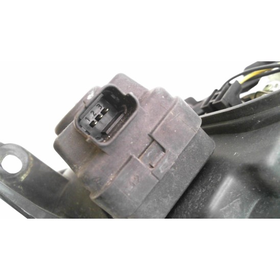 lampe frontale gauche. par PEUGEOT 206 1.4 16V Ber. 3p/b/1360cc 962866880