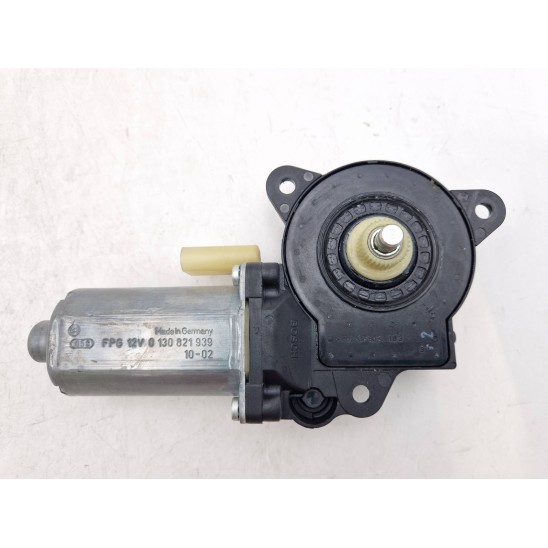 right front door window lift motor. for FORD Fusion (cbk) 1.4 TDCi Mnv 5p/d/1399cc 0 130 821 939