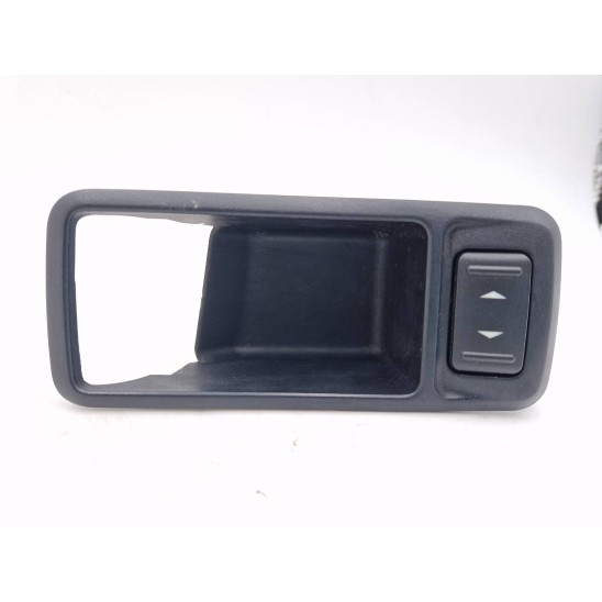 front door window lift switch. for FORD Focus (cb4) 1.6 TDCi DPF (80Kw) Sw 5p/d/1560cc 3M51-226A36-AFW