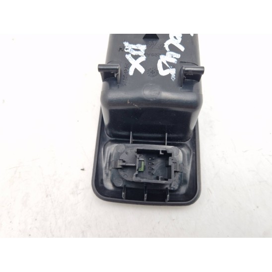 front door window lift switch. for FORD Focus (cb4) 1.6 TDCi DPF (80Kw) Sw 5p/d/1560cc 3M51-226A36-AFW