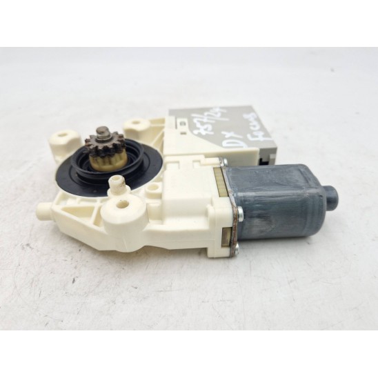 motor elevalunas puerta delantera derecha. para FORD Focus (cb4) 1.6 TDCi DPF (80Kw) Sw 5p/d/1560cc 0 130 822 214