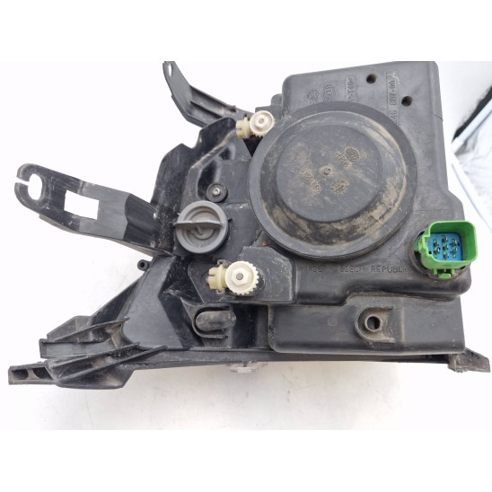 left headlamp. for FORD Fusion (cbk) 1.4 TDCi Mnv 5p/d/1399cc 246 897-00L