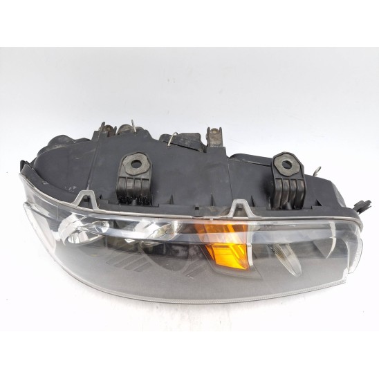 faro derecho. para FIAT Punto (1n/1p) 1.2 Verve Ber. 5p/b/1242cc 89100448