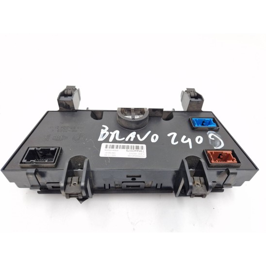 bloque de control del aire acondicionado para FIAT Bravo (3l) 1.9 Mjt (88Kw) Ber. 5p/d/1910cc 555.60.0.04.21.00