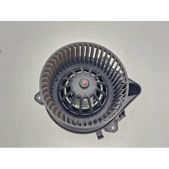 moteur de ventilation de l'habitacle par LANCIA Musa (tj) 1.4 Ecochic GPL Mnv 5p/b-g/1368cc 5B2430600