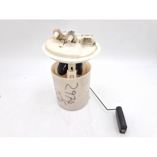 fuel pump w/transducer (float) for RENAULT Clio 2a Serie 1.2 RT Ber. 5p/b/1149cc. 09745659903