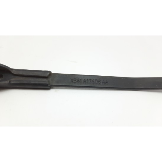 brazo del limpiaparabrisas trasero para FORD Focus (cak) 1.8 TDCI (85KW) BER. 3P/D/1753CC XS41A17406AA