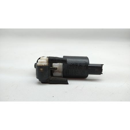 Pompe à eau pour essuie-glace par RENAULT Megane 3a Serie 1.5 DCI (81KW) SW 5P/D/1461CC 8200031805