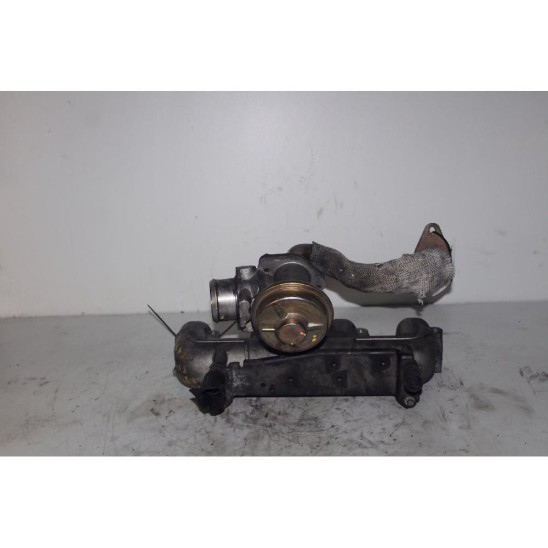 collecteur d'admission par FORD Focus Turnier (dnw) 1.8 TDCI (74Kw) Ber. 3p/d/1753cc 