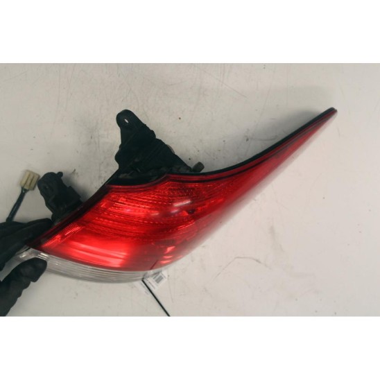 faro posteriore destro per SUBARU Legacy V Ranchera Familiar (br) 2.0 D AWD 84912AJ090