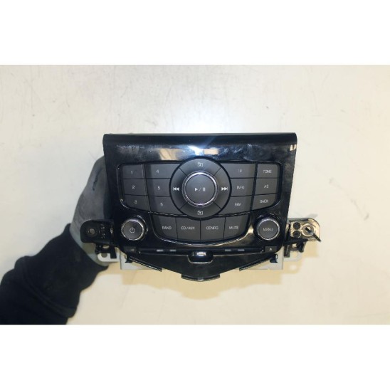 radio for CHEVROLET (DAEWOO) Cruze Station Wagon (j308) 2.0 16V TD (120kw) Ber. 4p/d/1998cc 