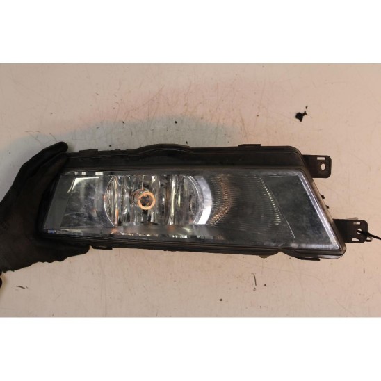 faro fendinebbia sinistro par SKODA Rapid Spaceback (nh1) 1.4 TDI 5JA941699