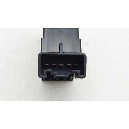 Interruptor de la ventana de la puerta trasera derecha para FIAT Sedici 1.9 MJT 4X4 SUV 5P/D/1910CC 62J00-2066T