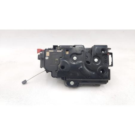 Serrure de porte avant gauche par VOLKSWAGEN Golf 1.6 16V BER. 5P/B/1595CC 3D1837015AB