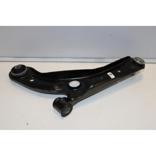 braccio sospensione inferiore anteriore destro für ABARTH 500e Fastback Scorpionissima 00521404450,OC560,00106,33022