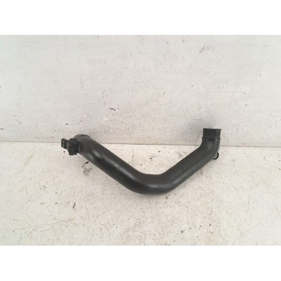 tubo aria (tubo intermedio scambiatore aria/aria) sinistro per VOLKSWAGEN Polo (6r) 1.2 TDI DPF Ber 5p/d/1199cc 6r0145782j