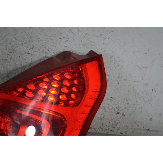 luz de freno trasera derecha para FORD Fiesta Vi 1.25 1709552