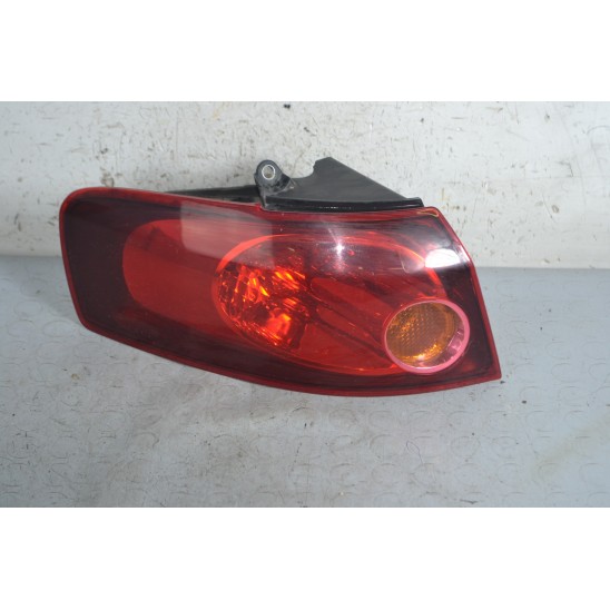 luz de freno trasera exterior izquierda para FIAT Croma (194) 2.2 16V 51727250