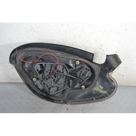 luz de freno trasera izquierda para FIAT Bravo I (182) 1.8 GT (182.AC) 46538353