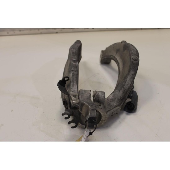 supporto per VOLVO V90 Ii Cross Country (236) D5 AWD 31681984