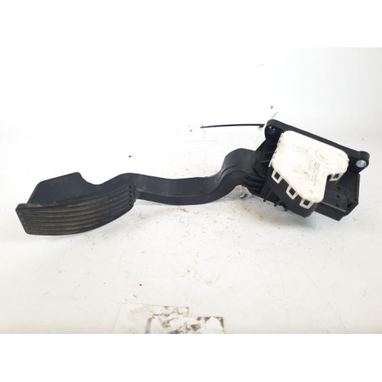 pedale acceleratore par FIAT 500l (351) 1.3D KW62 - 84CV 2014 