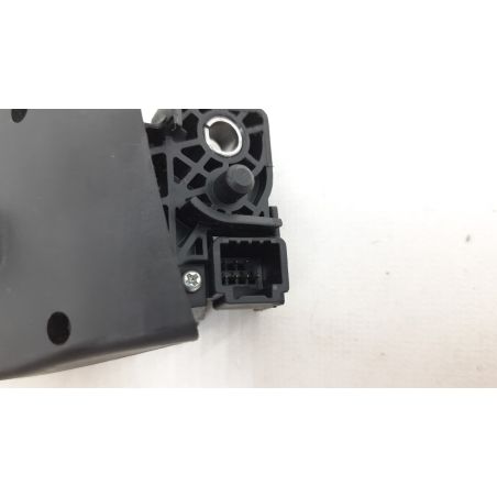 Interruptor de control de radio del volante para RENAULT Koleos 2.0DCI(110KW)4X4 DYNAMIQUE SUV 5P/1995CC E025550-JY01C