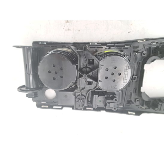 consolle centrale for VOLKSWAGEN Golf 1.2 TSI (63Kw) BlueM.Tech. Ber 5p/b/1197cc 5g1864263