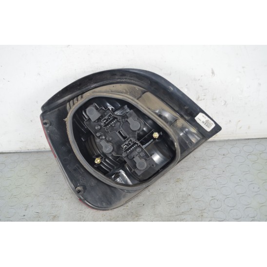 fanale stop posteriore dx per RENAULT Scenic I Mpv / Space Wagon (ja0/1, Fa0) 1.4 16V (JA0D, JA1H, Ja0W, JA10) 7700428055