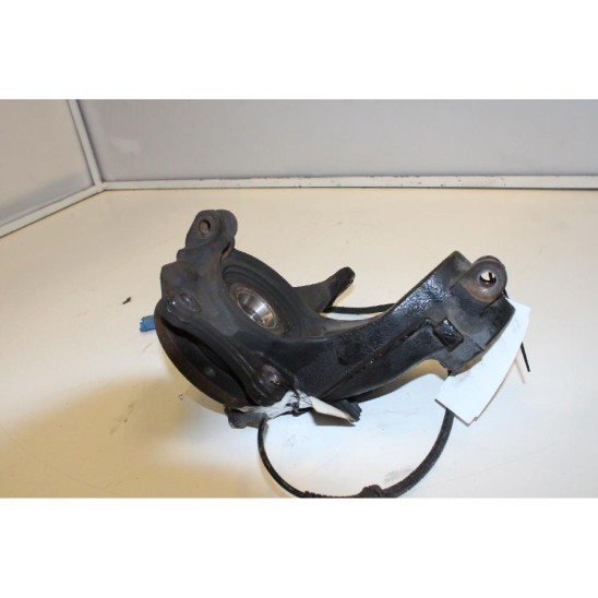 mozzo anteriore sinistro par OPEL Crossland X (p17) 1.2 3557918