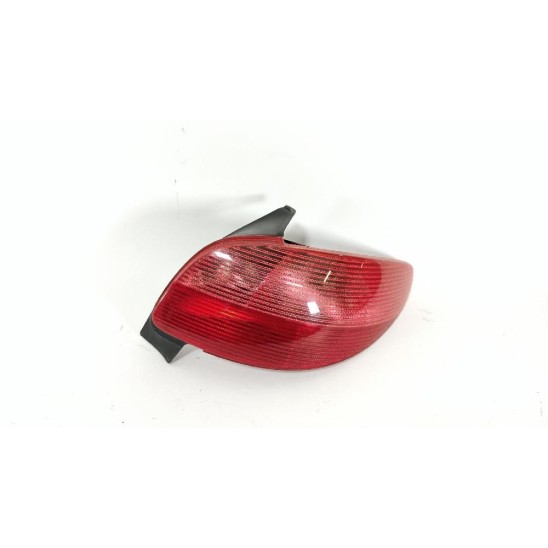 faro posteriore destro par PEUGEOT 206 Cc (2d) 2.0 HDI 90 