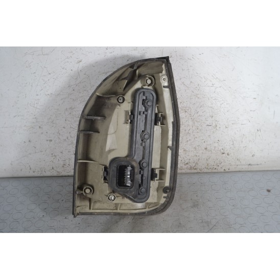 fanale stop posteriore sx per OPEL Zafira A Mpv / Space Wagon (t98) 1.6 16V (F75) 9117444