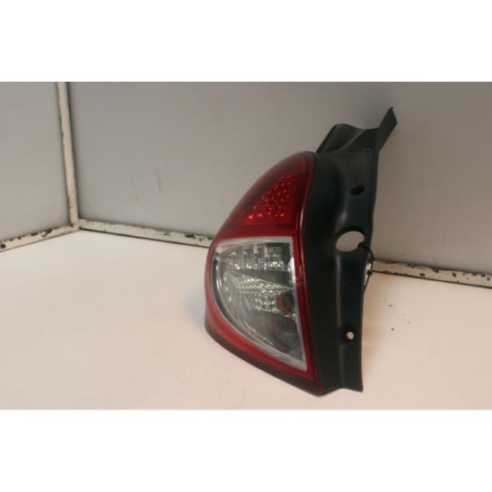 fanale posteriore sinistro für RENAULT Clio Iii (br0/1, Cr0/1) 1.2 16V (BR0P, CR0P) 8200886944,LLH042,714026110702