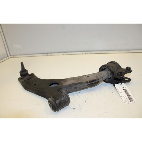 braccio sospensione inferiore anteriore destro per VOLVO C30 (533) 1.6 D2 -