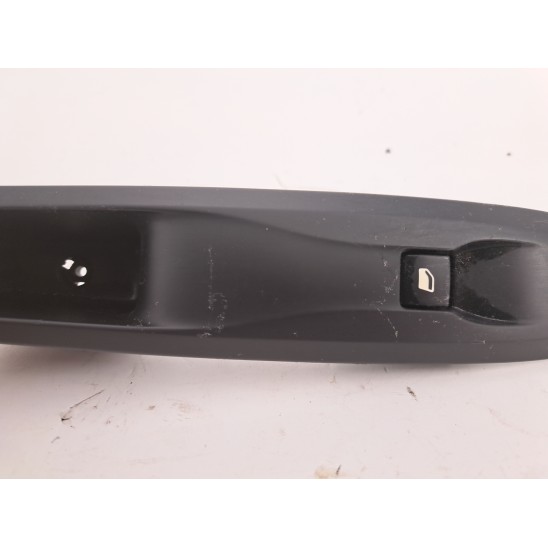 interruttore alzacristalli porta anteriore destro par CITROEN Ds4 1.6 e-HDi FAP Ber. 5p/d/1560cc 96657056zd