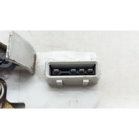 Serrure de porte arrière avec loquet simple à gauche par PEUGEOT 206 1.4 HDI SW 5P/D/1398CC 4 PIN