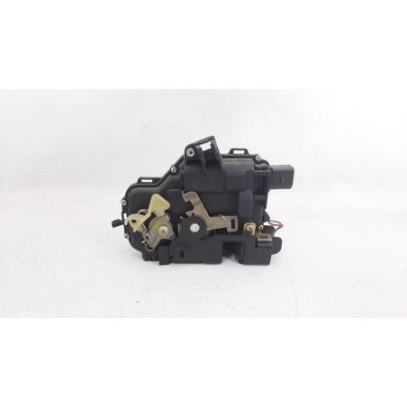 Rear Door Lock With Left Central Locking for VOLKSWAGEN Golf 1.4 16V BER. 5P/B/1390CC 3B483915A