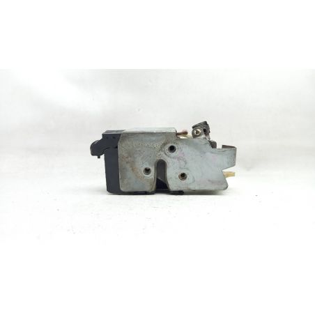 Verrouillage de la porte avant droite par FIAT Bravo 1.6 16V SX BER. 3P/B/1581CC 46766605