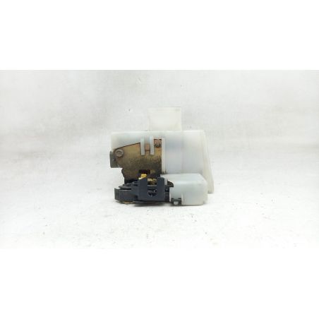 Serrure de porte avant gauche par RENAULT Megane 1a Serie 1.4 16V BER. 5P/B/1390CC 7700434604