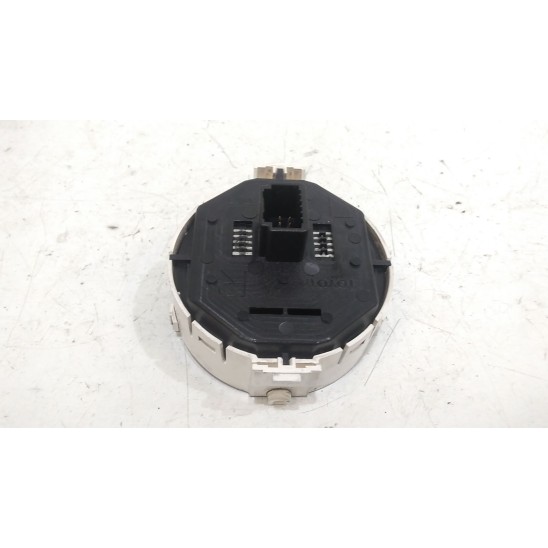 toyota yaris series emergency light button (1113) for TOYOTA Yaris Serie (1113) 839500D050