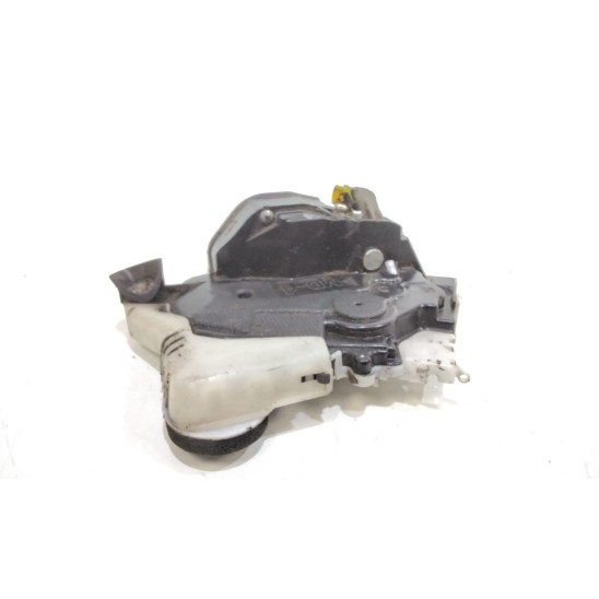 front left lock toyota yaris series for TOYOTA Yaris Serie (1113) 