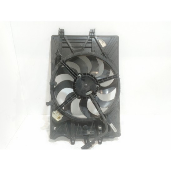 ventilateur de radiateur pour fiat 500 série l (351352) (12) (2012 en production) par FIAT 500 L Serie (351352) (12) 