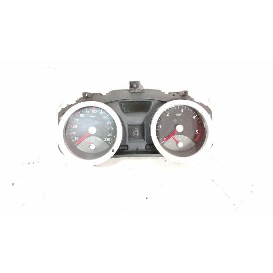 cuadro de instrumentos renault megane 1.5 74 kw diesel 2002-2005 k9k f7 rgcb059133 para RENAULT Megane 2002-2005 RGCB059133